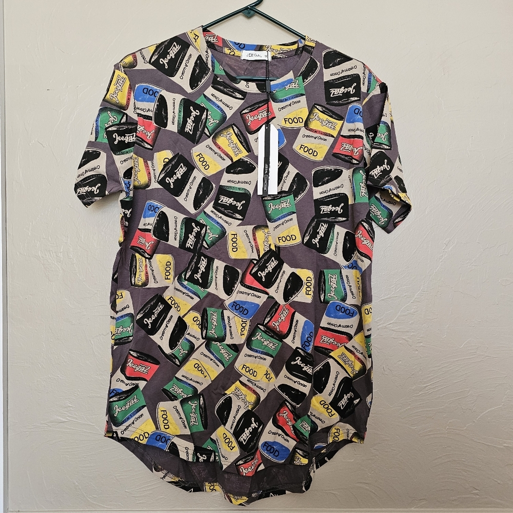 NWT Jeegal size Medium soup can tshirt